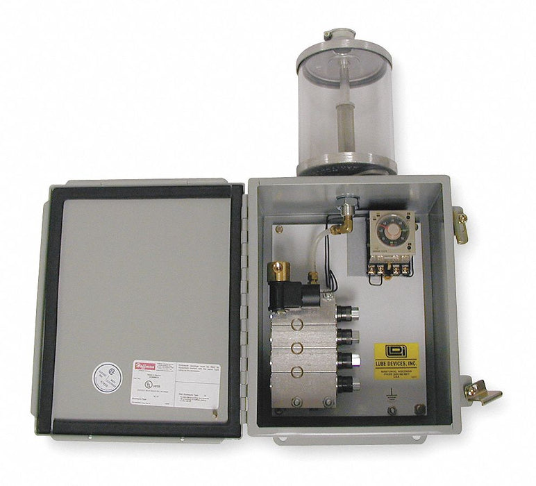 Precision Metering System Oil 4 Feed