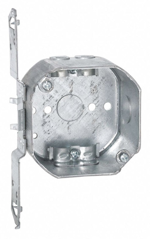 Oct Bx 2-1/8 Dp Ts-Brkt Nm Clmp 1/2 Ko 4