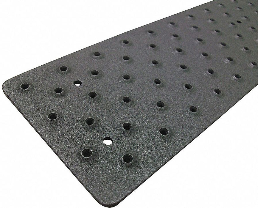 K7762 Stair Tread Cover Blk 48in W Aluminum