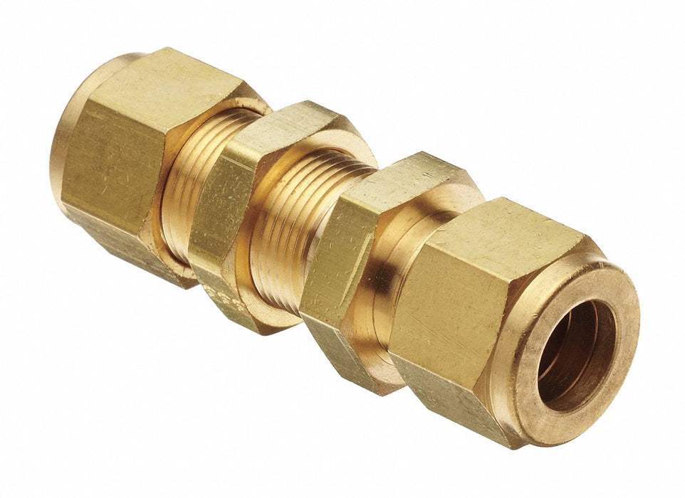 Union Brass Comp. 1/8 in FNPT 1/16 in