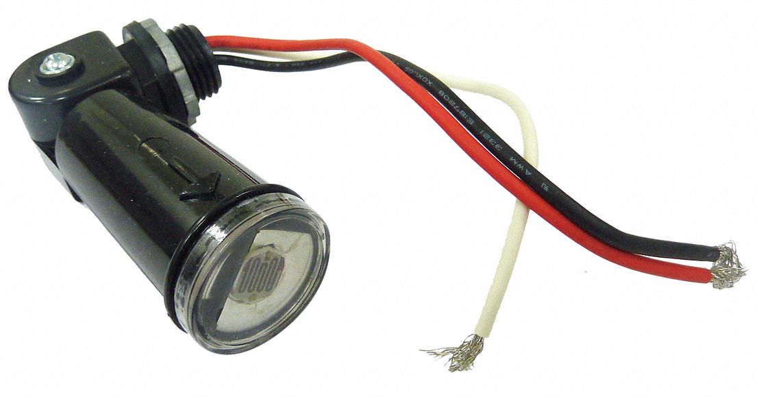 Photocontrol 1/2 in Conduit Black