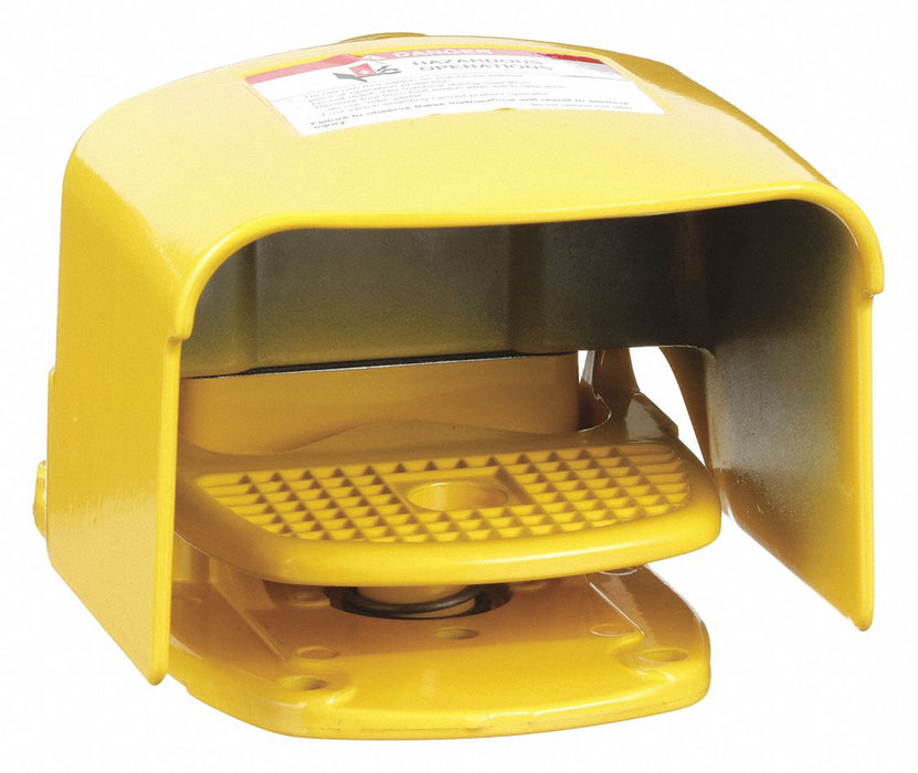 FootSwitch Yellow Steel SPDT Momentary