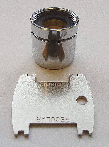 Aerated Outlet Brass 13/16 in - 24