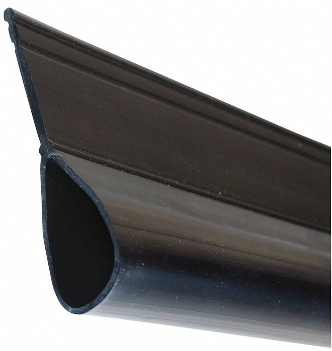 Brush Seal PVC 1.5 in L  W Black