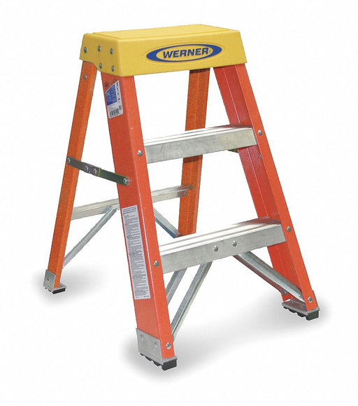 Step Stool 24 In H 300 lb Fiberglass