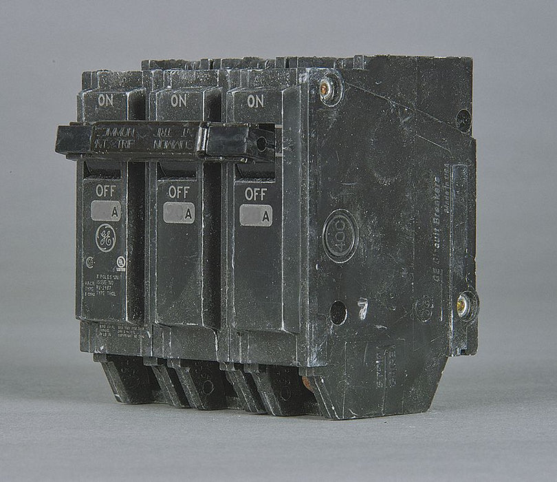 Circuit Breaker 40A Plug In 120/240V 3P