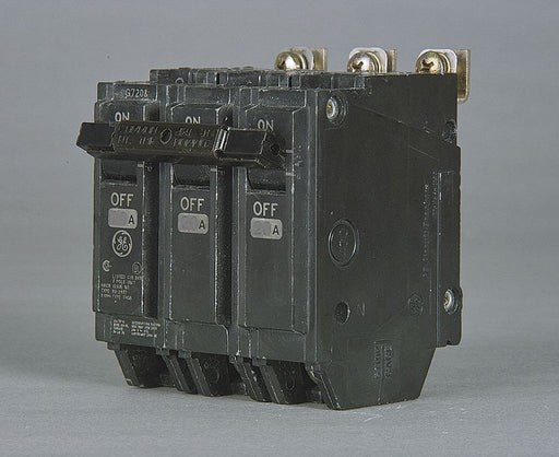 Circuit Breaker 30A Bolt On 120/240V 3P