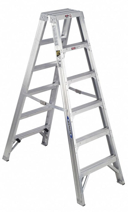 Stepladder T400 H 6 ft Spread 50-1/4 In