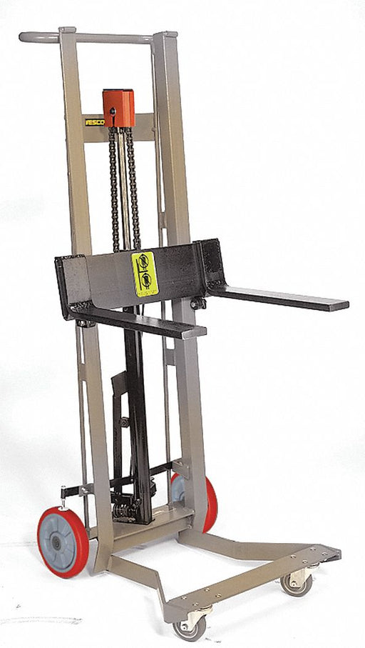 Stacker 750 lb Ld Cap. Hydraulic Lift