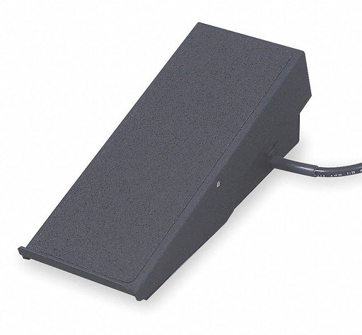 FootSwitch Black Steel SPDT Momentary