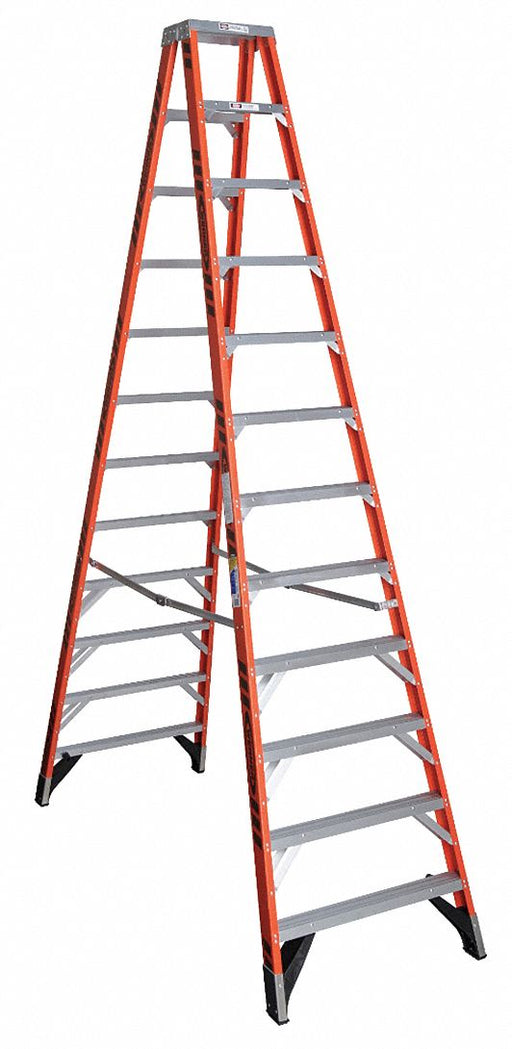 Twin Stepladder Fbrgls IAA 12ft T7400