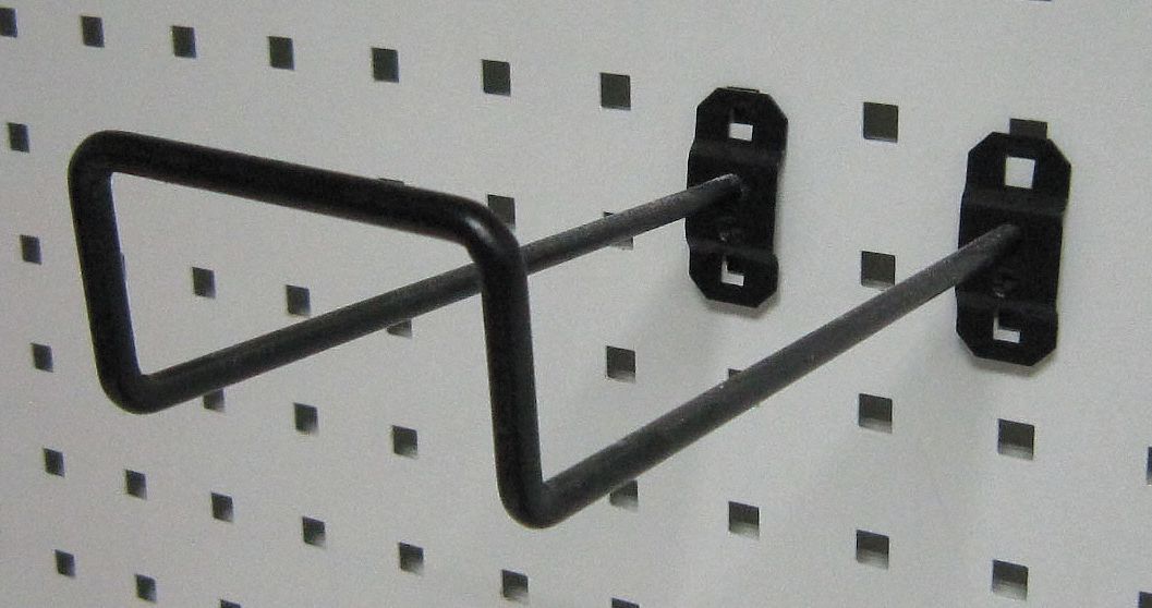 G0555 Dbl Closed Pgbrd Hook 8 1/2 in L PK5