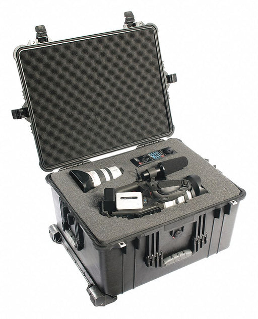 Case 1620 with Foam Mobility Kit