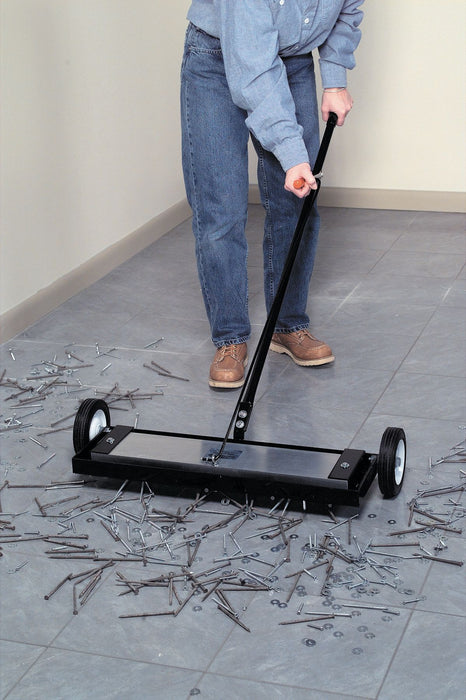 MagneticFloorSweeper 24 L 400 lb 4 Clear